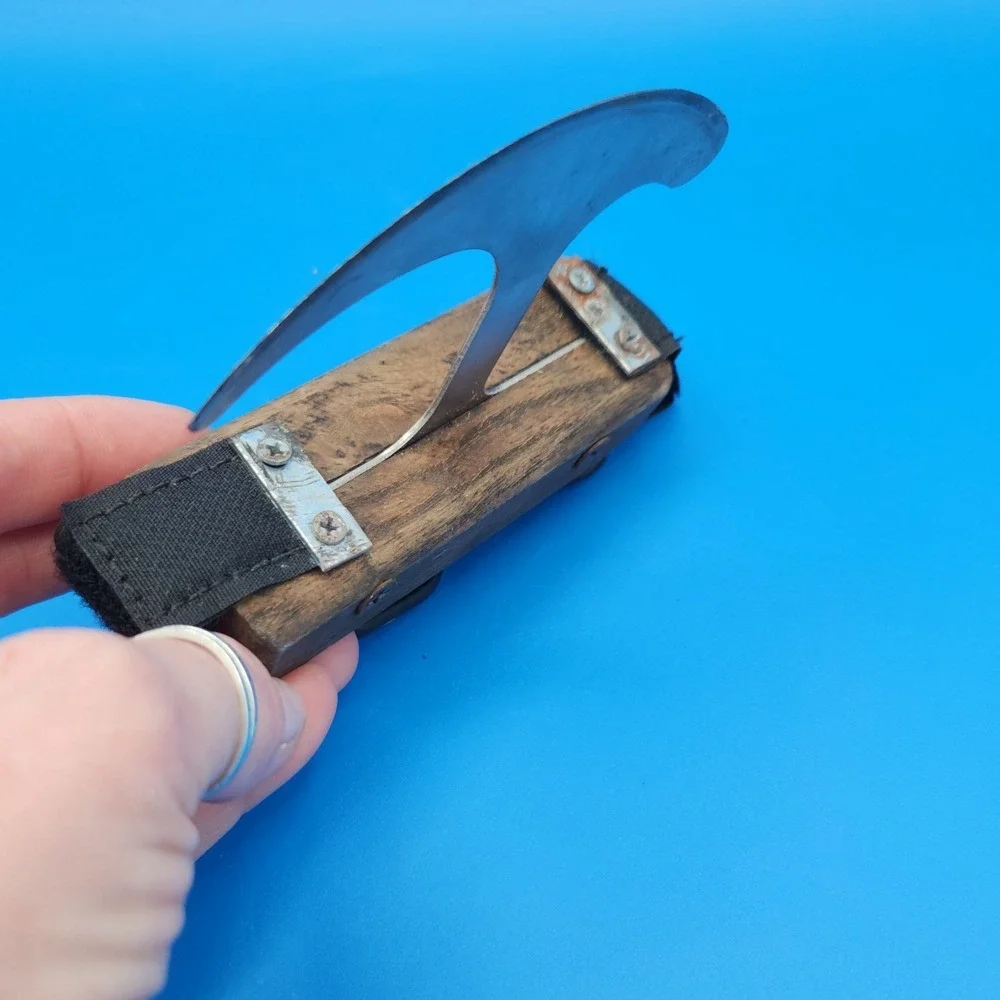 Vintage Rocker T knife with Velcro Strap added‎ to it
